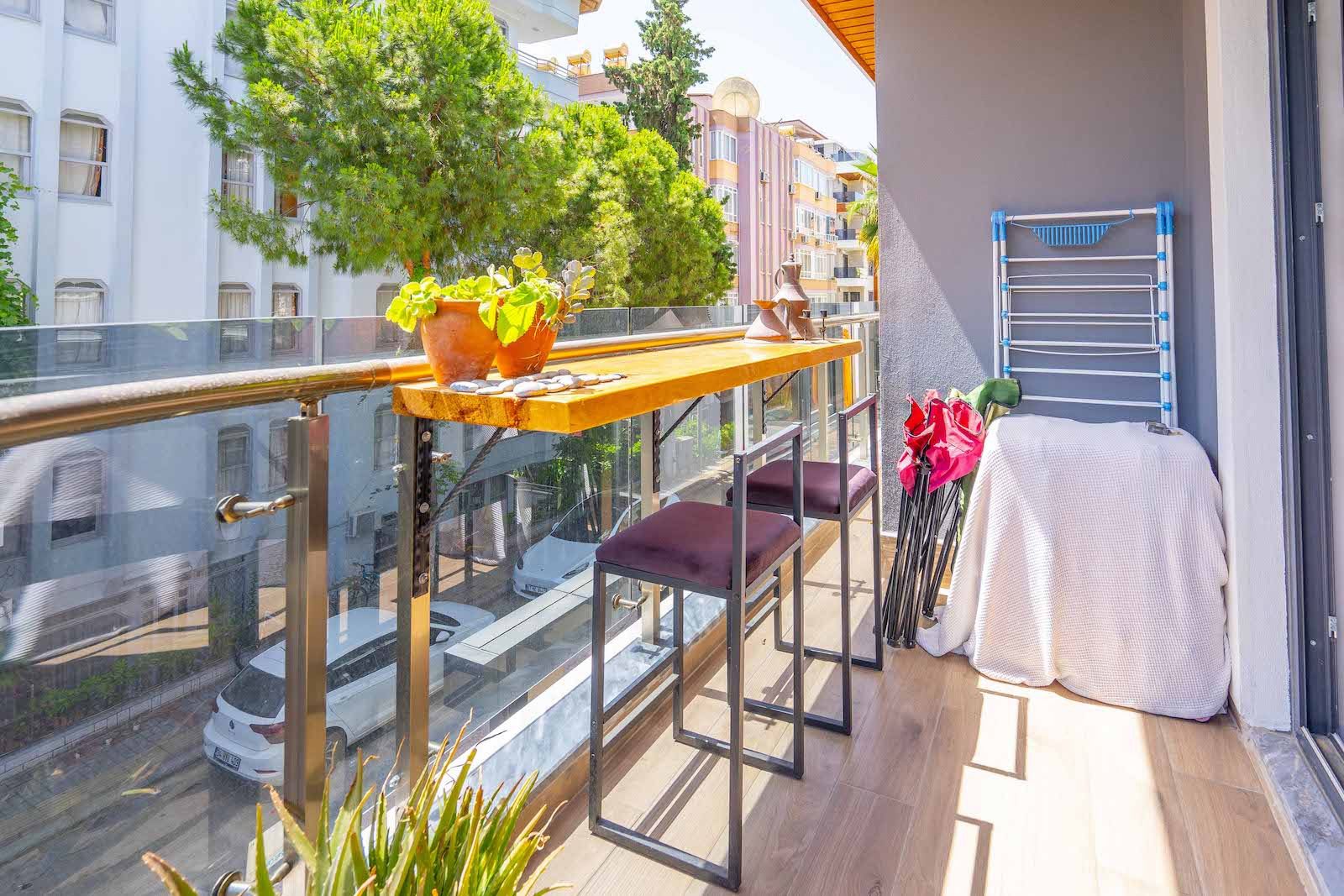 Двухкомнатная квартира с видом на город в центре Аланьи  - Фото 16