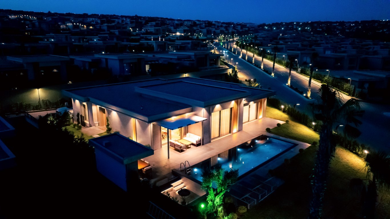 Комплекс роскошных вилл в районе Бюючекмедже Стамбул. - Фото 41