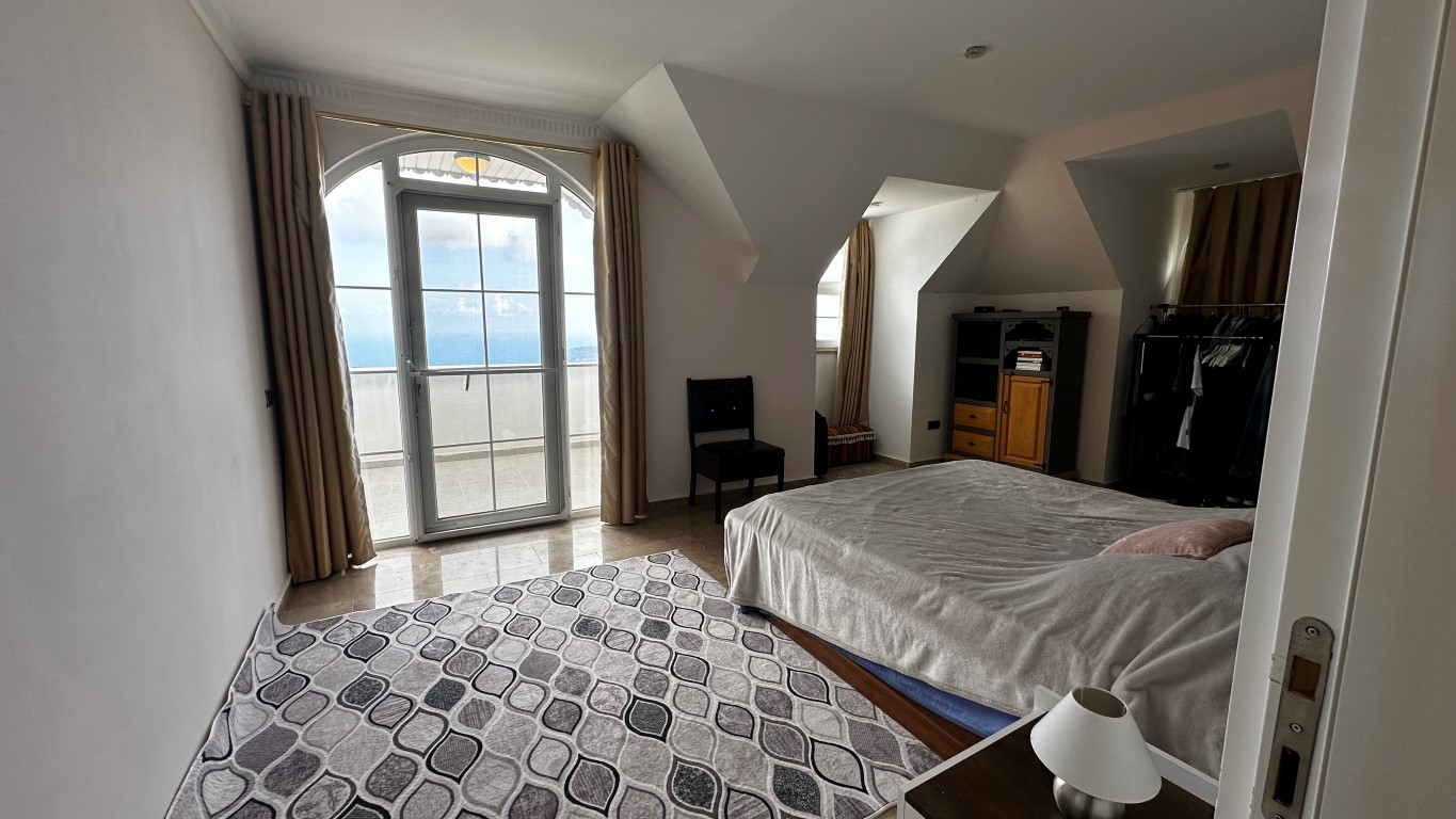 Просторная вилла с панорамным видом на море. - Фото 13