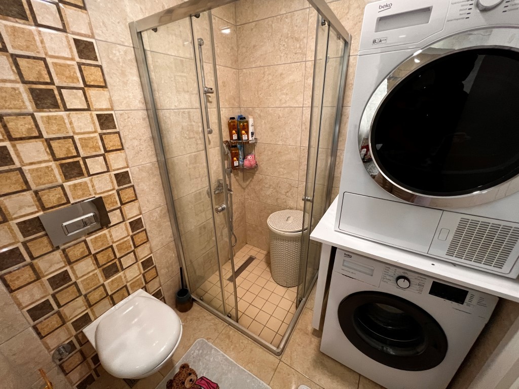 Просторные апартаменты 2+1 расположены в современном жилом комплексе района Оба. - Фото 25