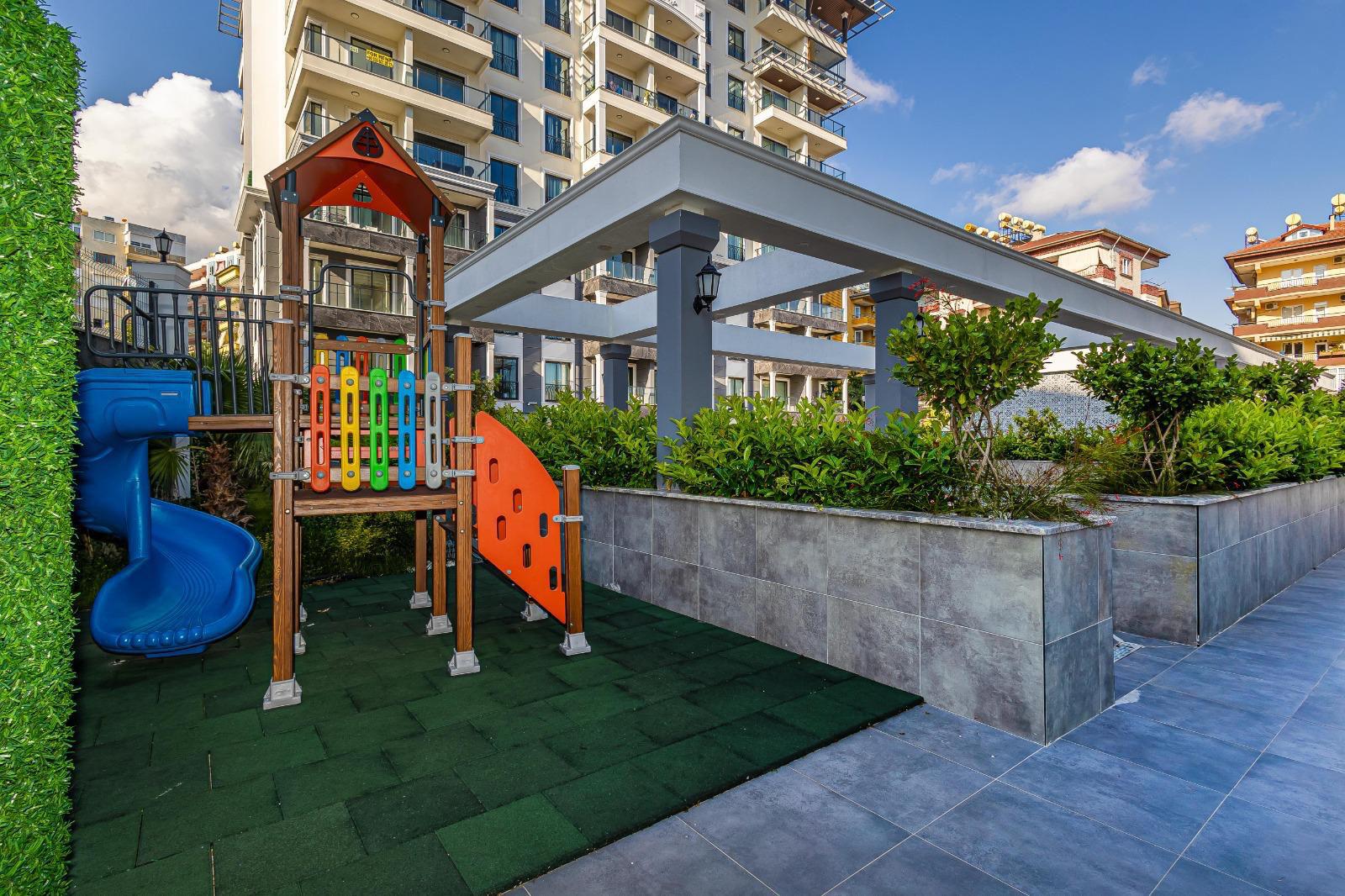 Двухуровневый пентхаус планировкой 3+1 с видом на Кале в районе пляжа Клеопатра.  - Фото 35