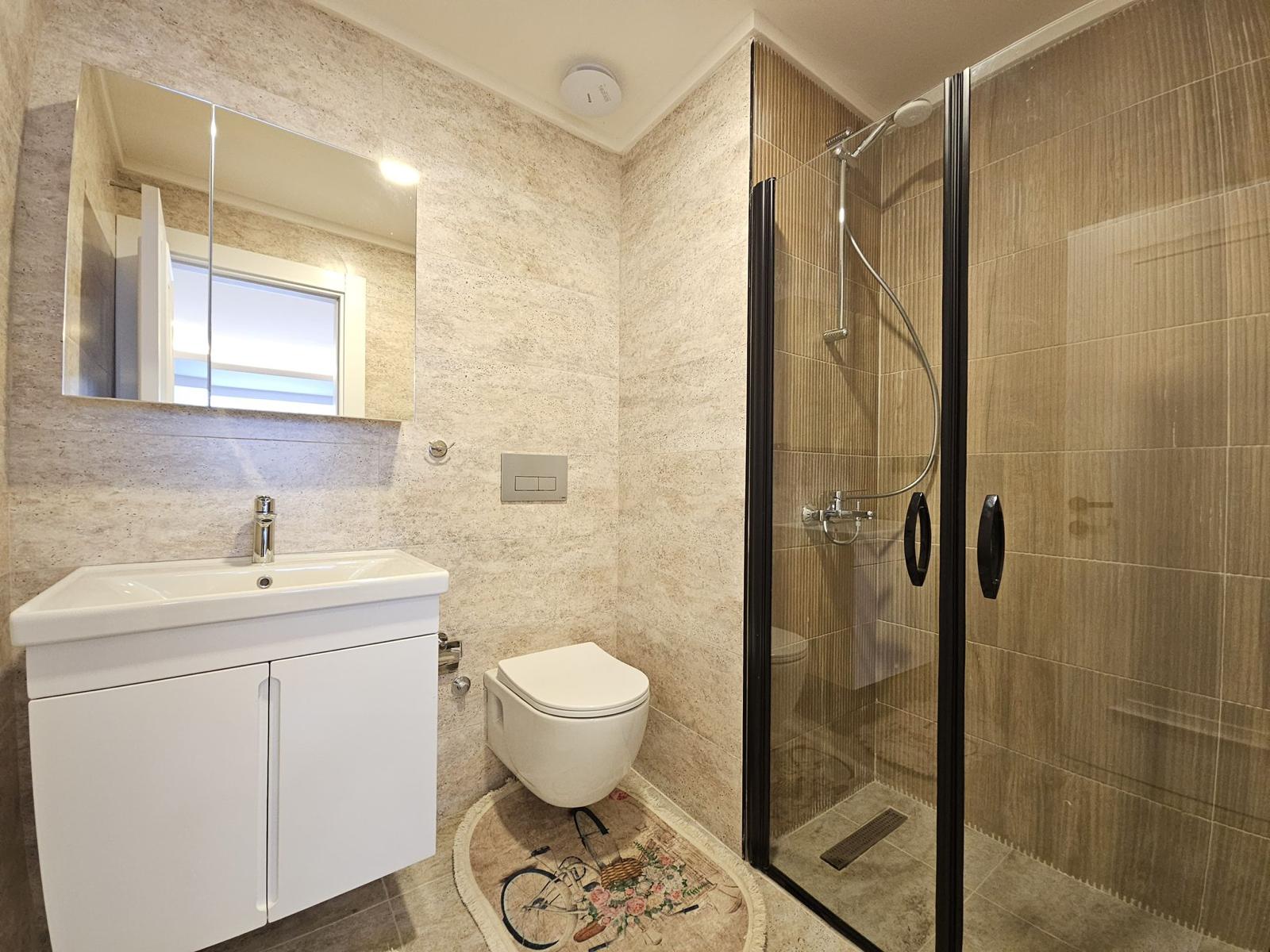 Двухуровневый пентхаус планировкой 3+1 с видом на Кале в районе пляжа Клеопатра.  - Фото 5