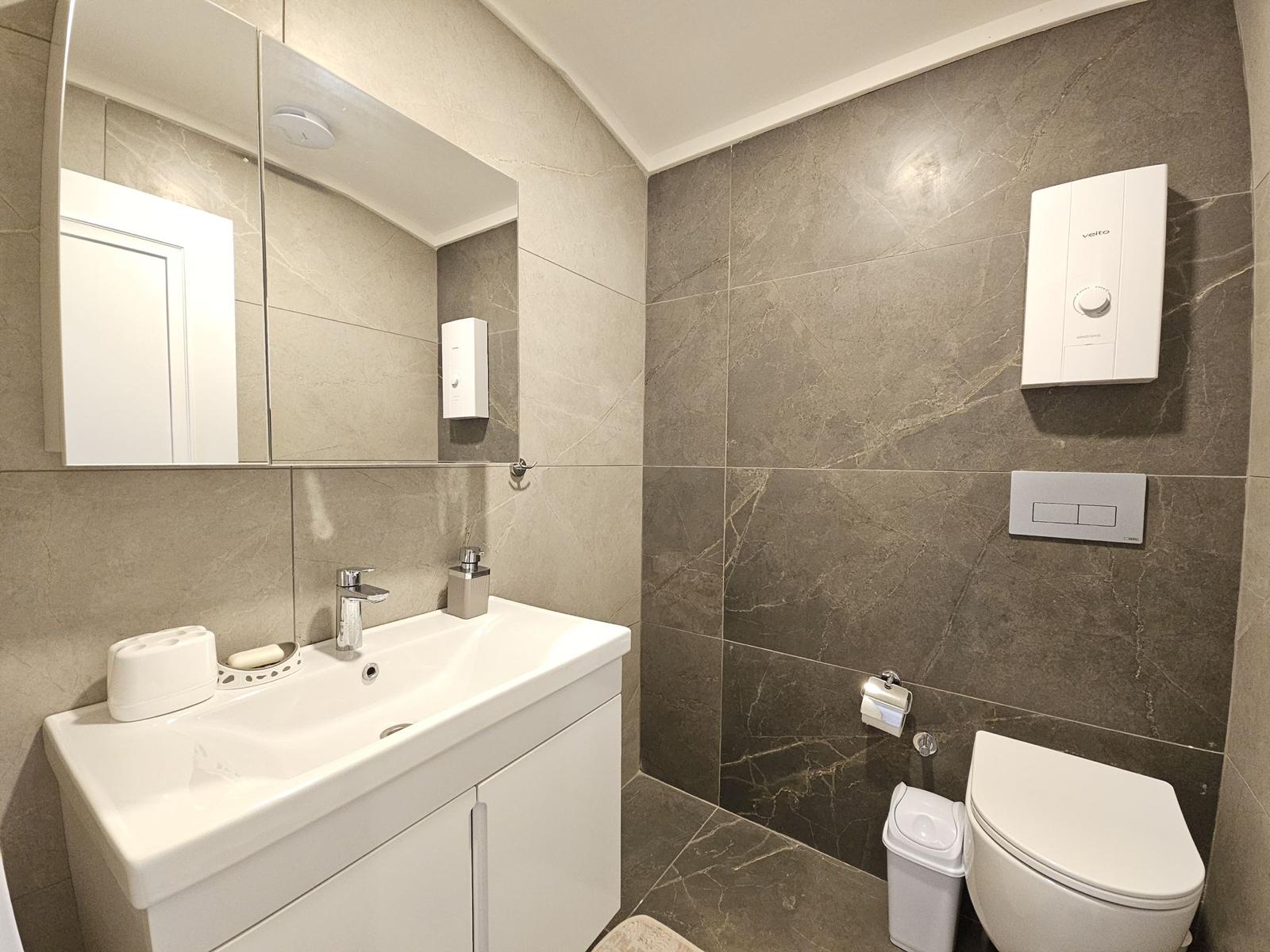 Двухуровневый пентхаус планировкой 3+1 с видом на Кале в районе пляжа Клеопатра.  - Фото 19