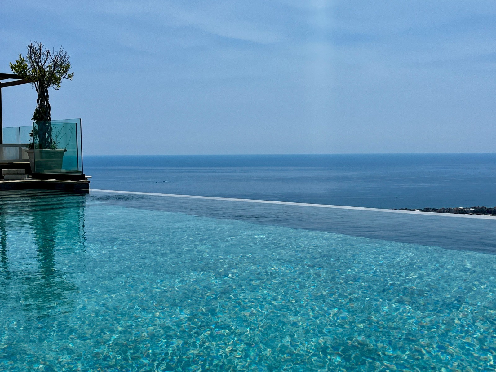 Просторная вилла с панорамным видом на море и крепость  - Фото 14