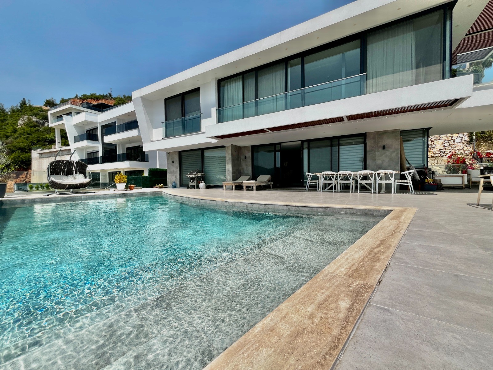 Просторная вилла с панорамным видом на море и крепость  - Фото 10