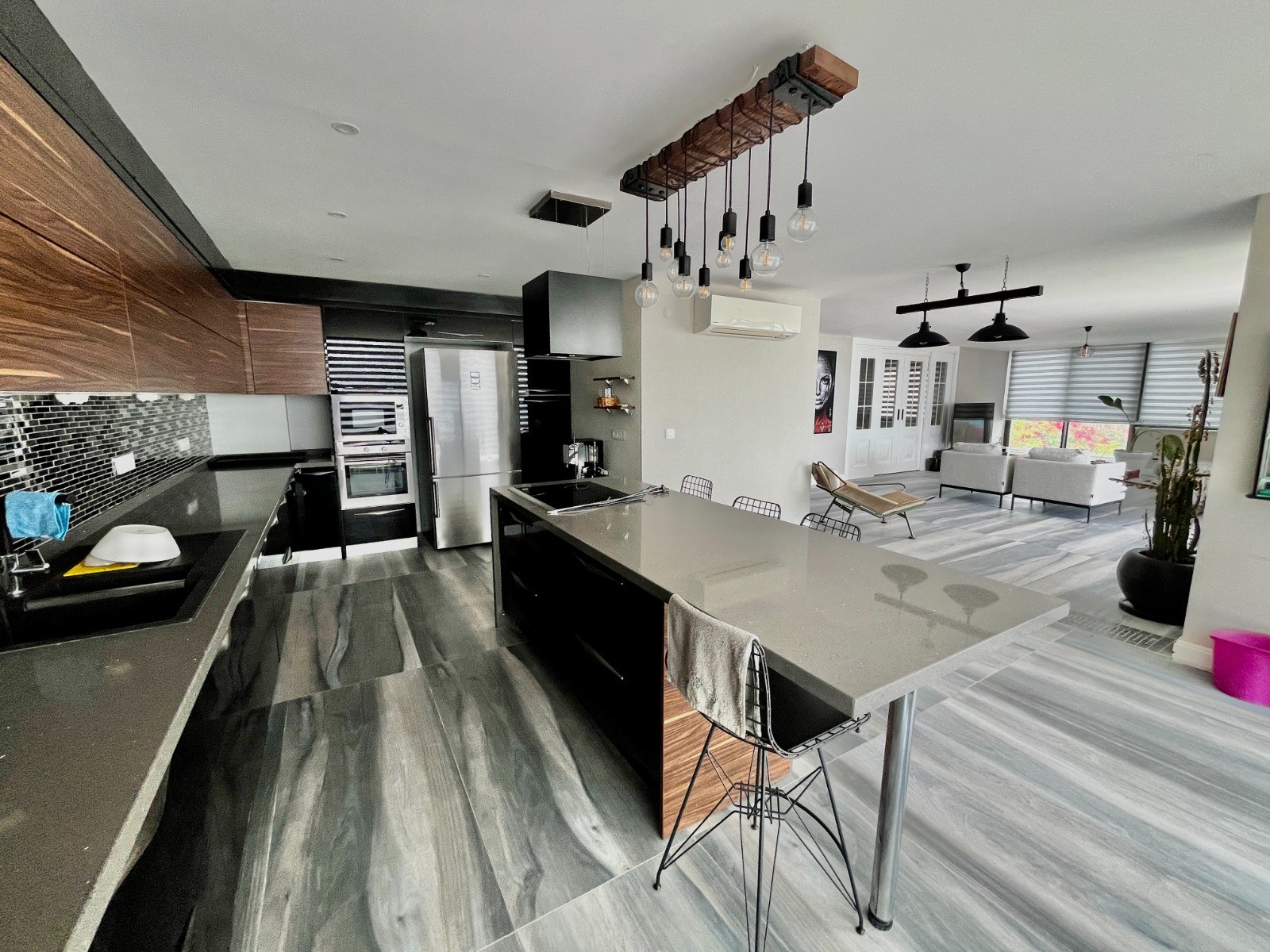 Просторная вилла с панорамным видом на море и крепость  - Фото 26