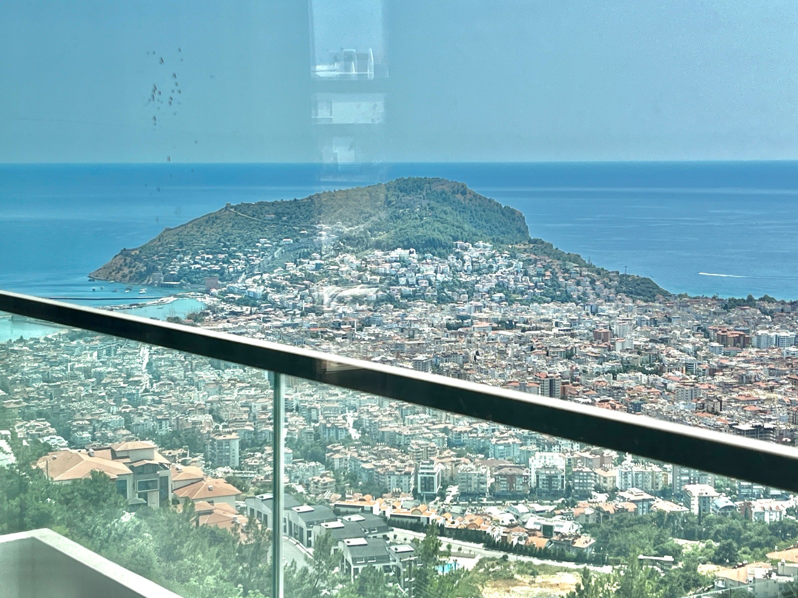 Просторная вилла с панорамным видом на море и крепость  - Фото 37