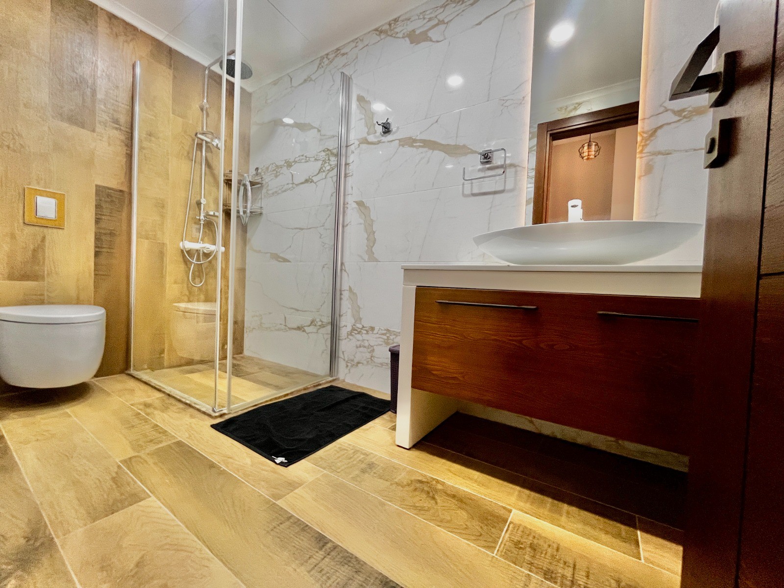 Просторная вилла с панорамным видом на море и крепость  - Фото 38