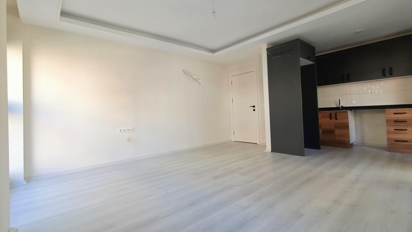 Трехкомнатная квартира в 600 метрах от моря  - Фото 16