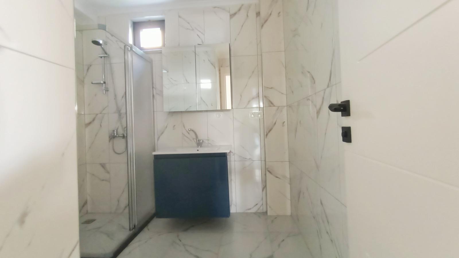 Трехкомнатная квартира в 600 метрах от моря  - Фото 23