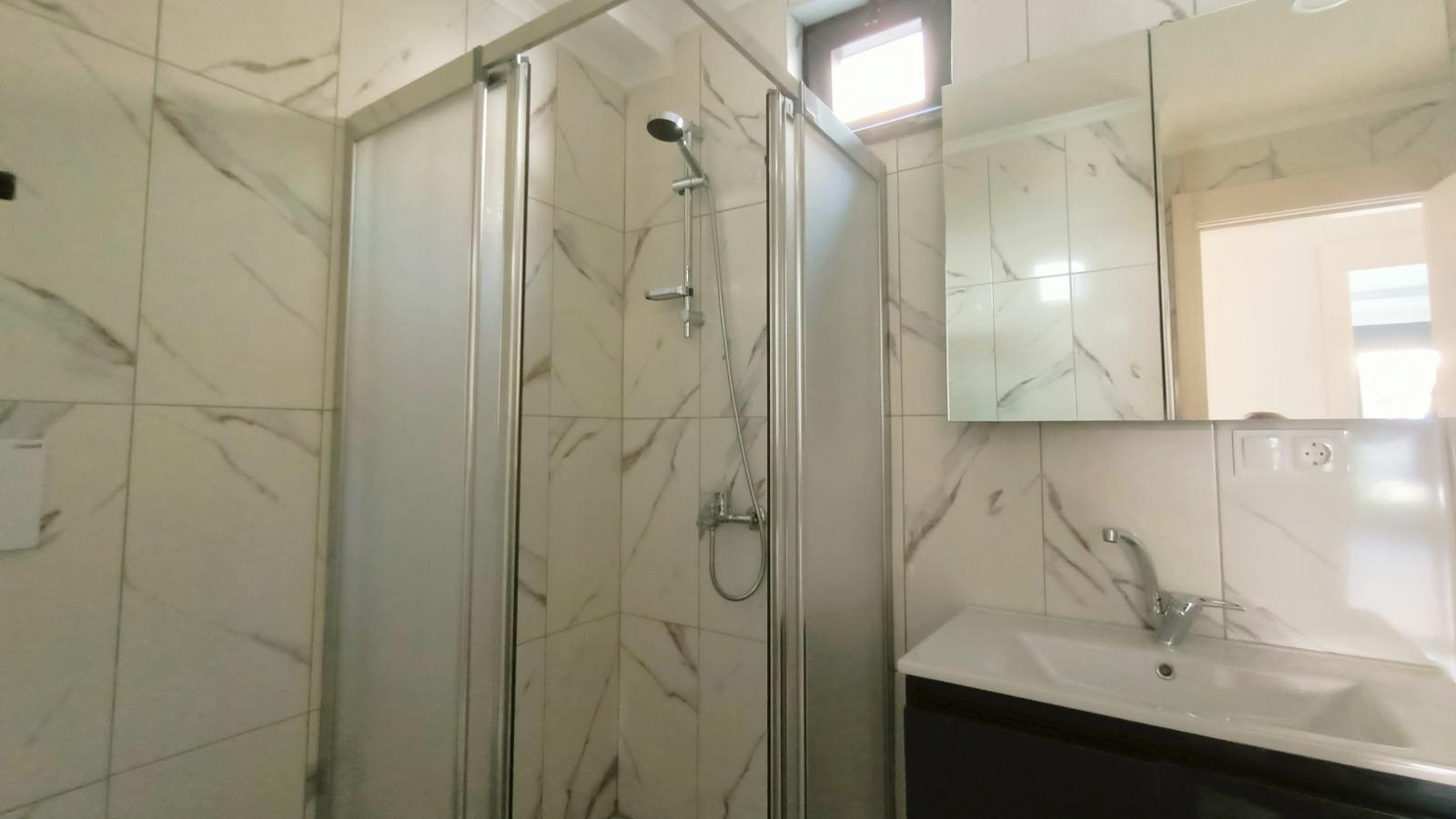 Трехкомнатная квартира в 600 метрах от моря  - Фото 24