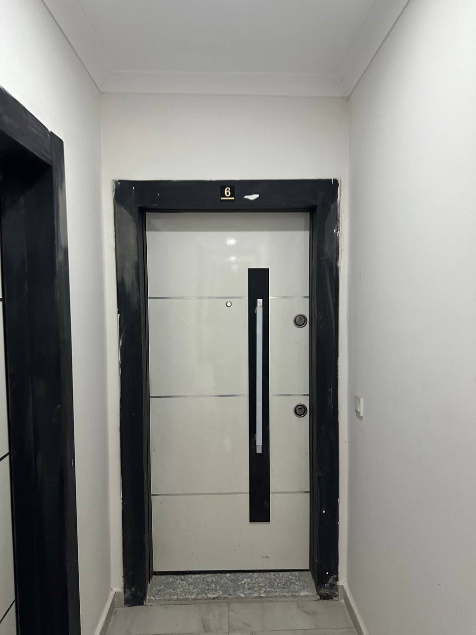 Квартира планировкой 1+1 в районе Демирташ с видом на море  - Фото 14