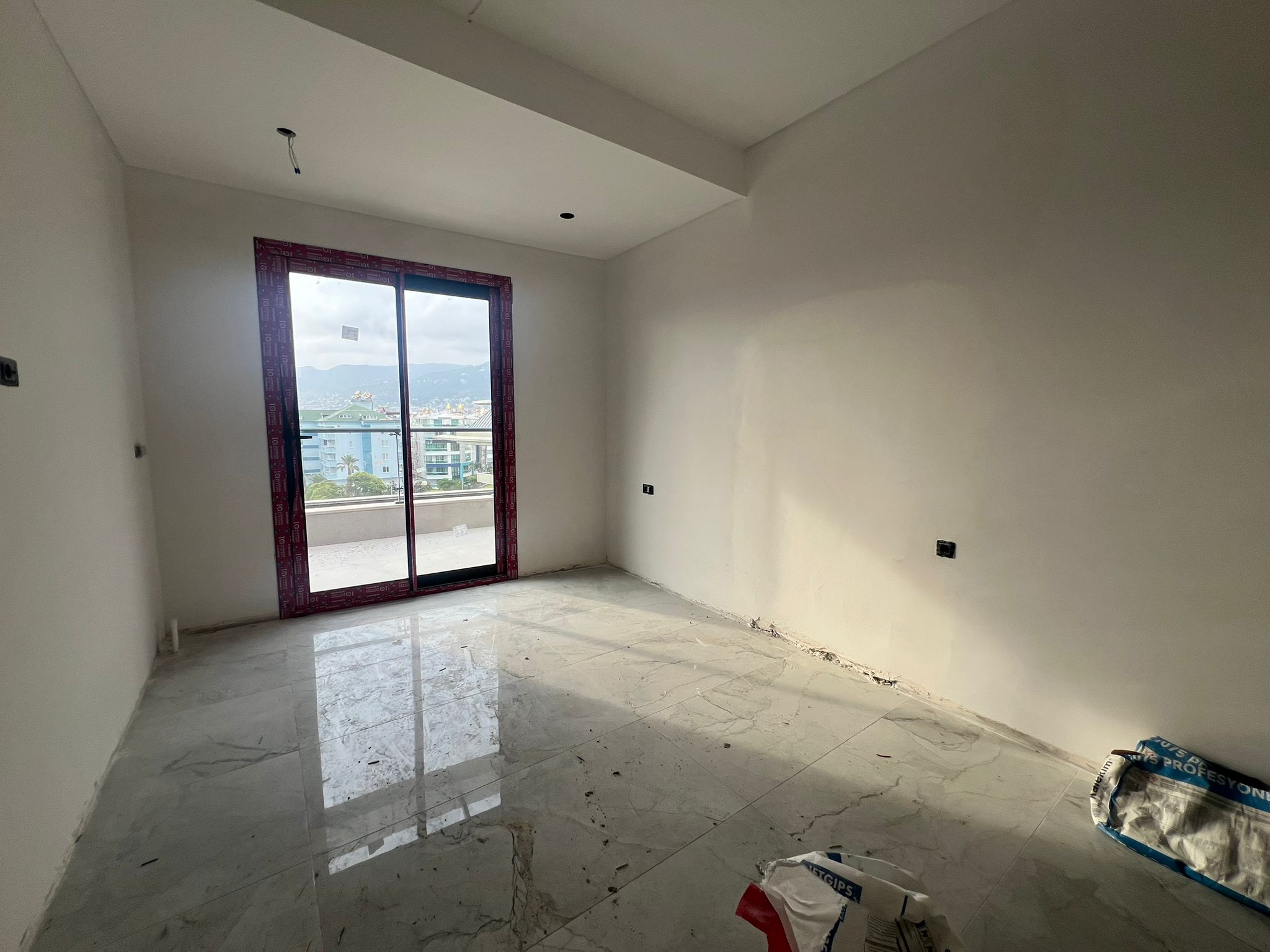 Современный жилой комплекс в европейском районе Оба в шаговой доступности до моря. - Фото 35