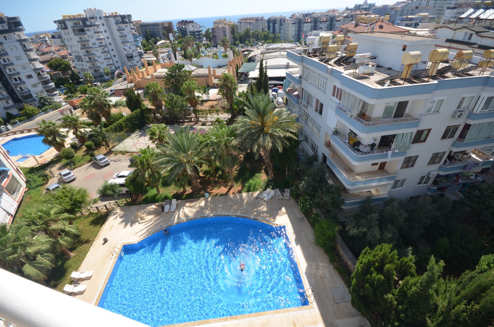 Просторная мебелированная квартира в районе Тосмур Аланья.  - Фото 11