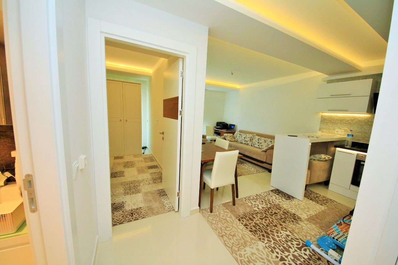 Двухкомнатная мебелированная квартира в районе знаменитого пляжа Клеопатра.  - Фото 6