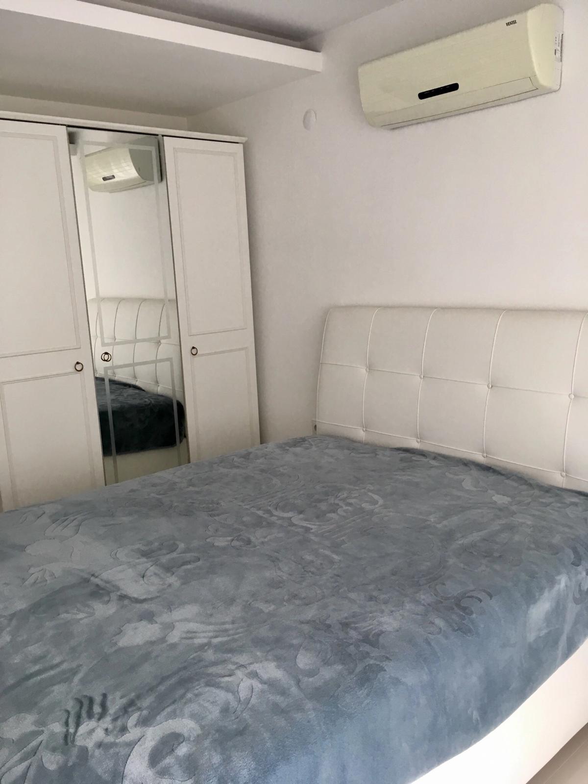 Двухкомнатная мебелированная квартира в районе знаменитого пляжа Клеопатра.  - Фото 9