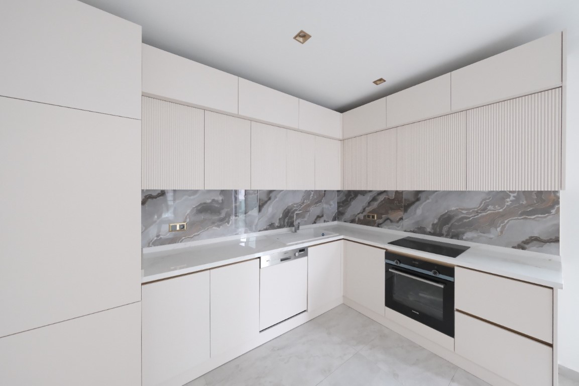 Комфорт и стиль: трёхкомнатная квартира в элитном комплексе Аланьи - Фото 36