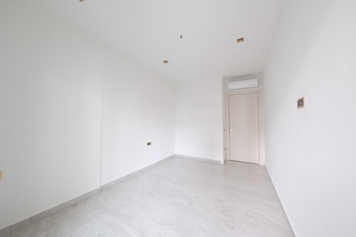 Комфорт и стиль: трёхкомнатная квартира в элитном комплексе Аланьи - Фото 42