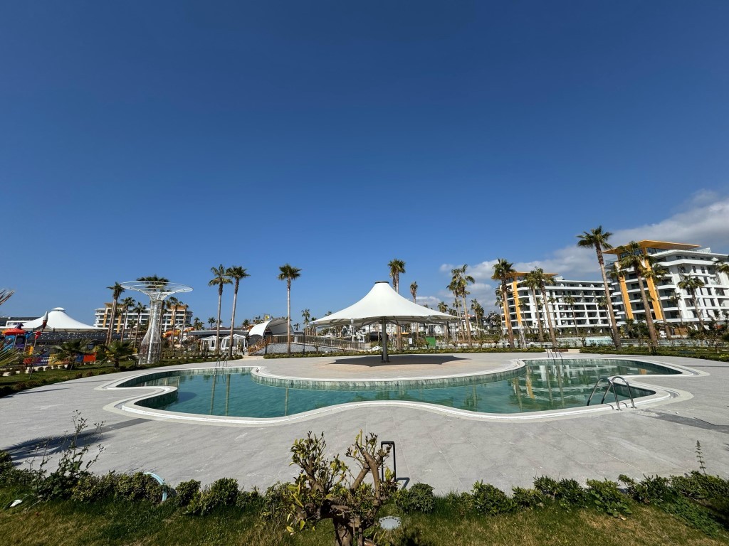 Ваш уголок рая в Тюрклере — просторные апартаменты с видом на море и инфраструктурой 5★. - Фото 38