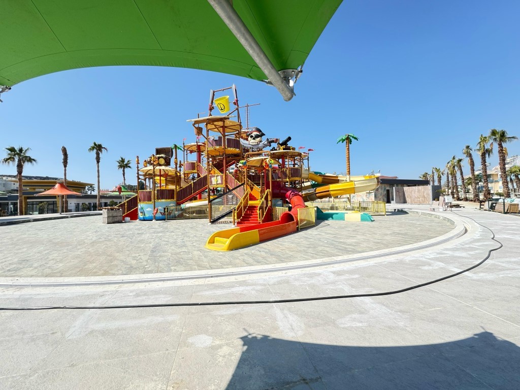 Ваш уголок рая в Тюрклере — просторные апартаменты с видом на море и инфраструктурой 5★. - Фото 49