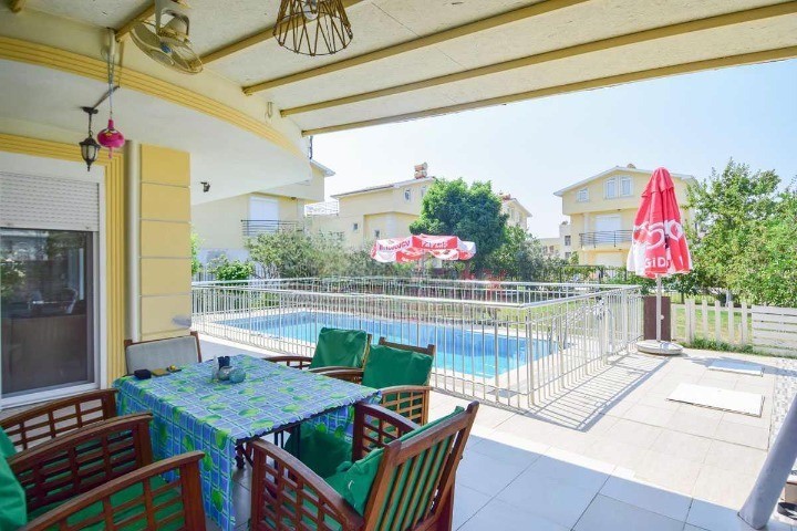 Меблированная вилла 4+1 с бассейном и садом в Конаклы, Аланья. - Фото 4