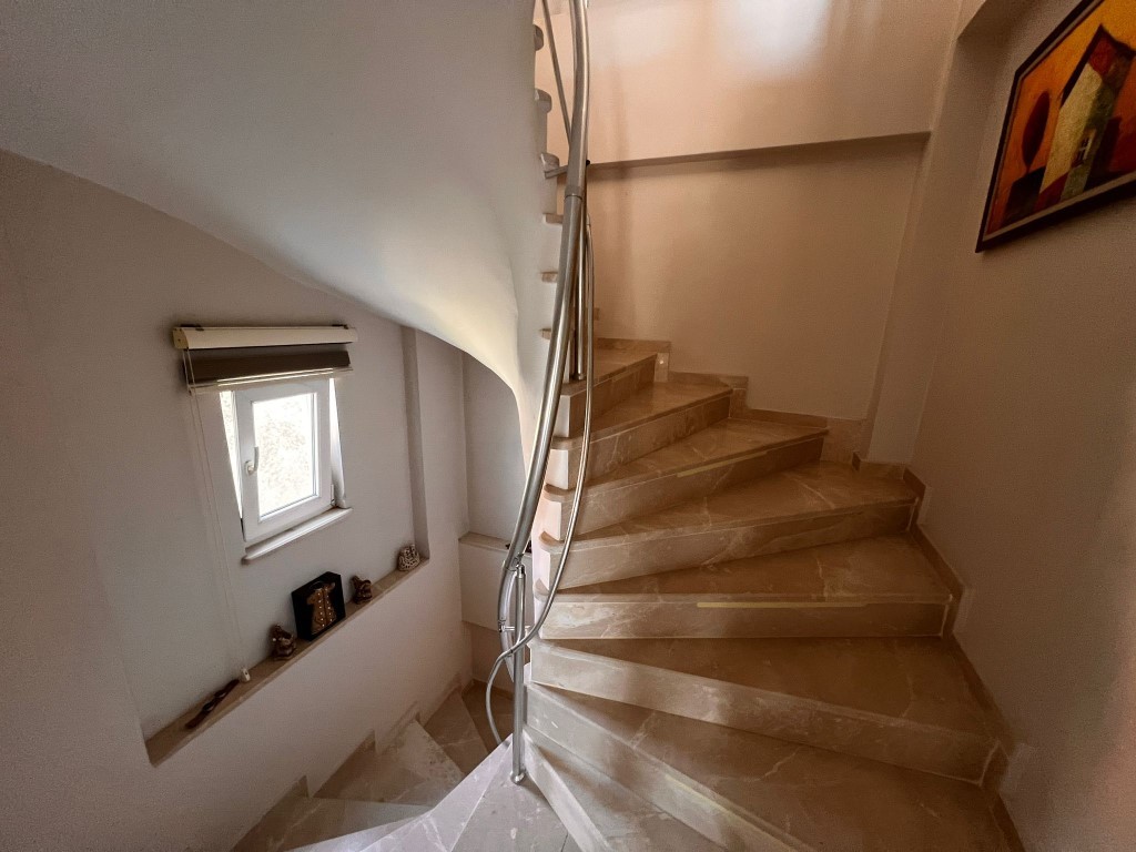 Меблированная вилла 4+1 с бассейном и садом в Конаклы, Аланья. - Фото 27