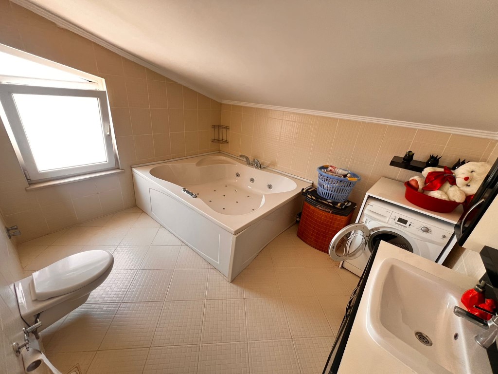 Меблированная вилла 4+1 с бассейном и садом в Конаклы, Аланья. - Фото 33