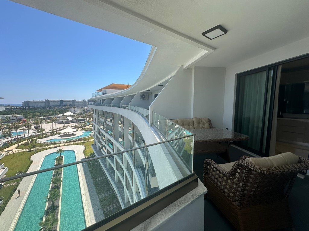 Ваш уголок рая в Тюрклере — просторные апартаменты с видом на море и инфраструктурой 5★. - Фото 7