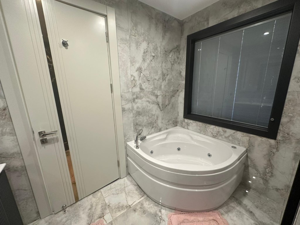 Ваш уголок рая в Тюрклере — просторные апартаменты с видом на море и инфраструктурой 5★. - Фото 22