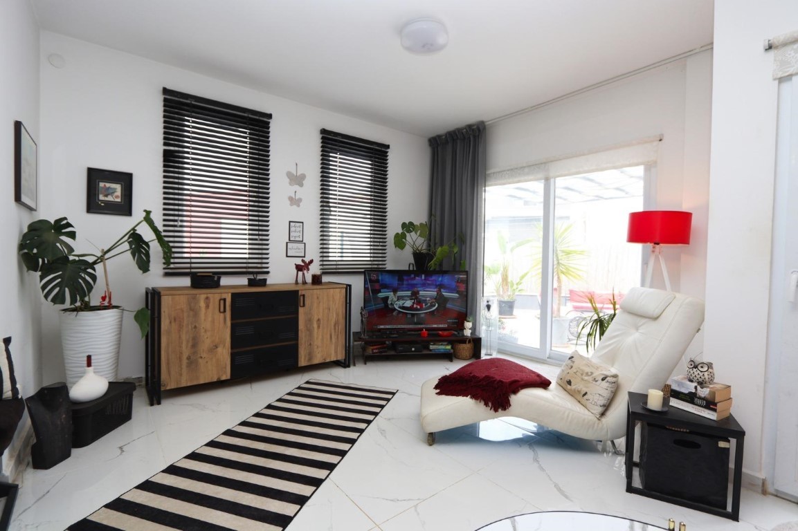 Просторная мебелированная вилла планировкой  5+1  в районе Каргыджак Аланья. - Фото 5