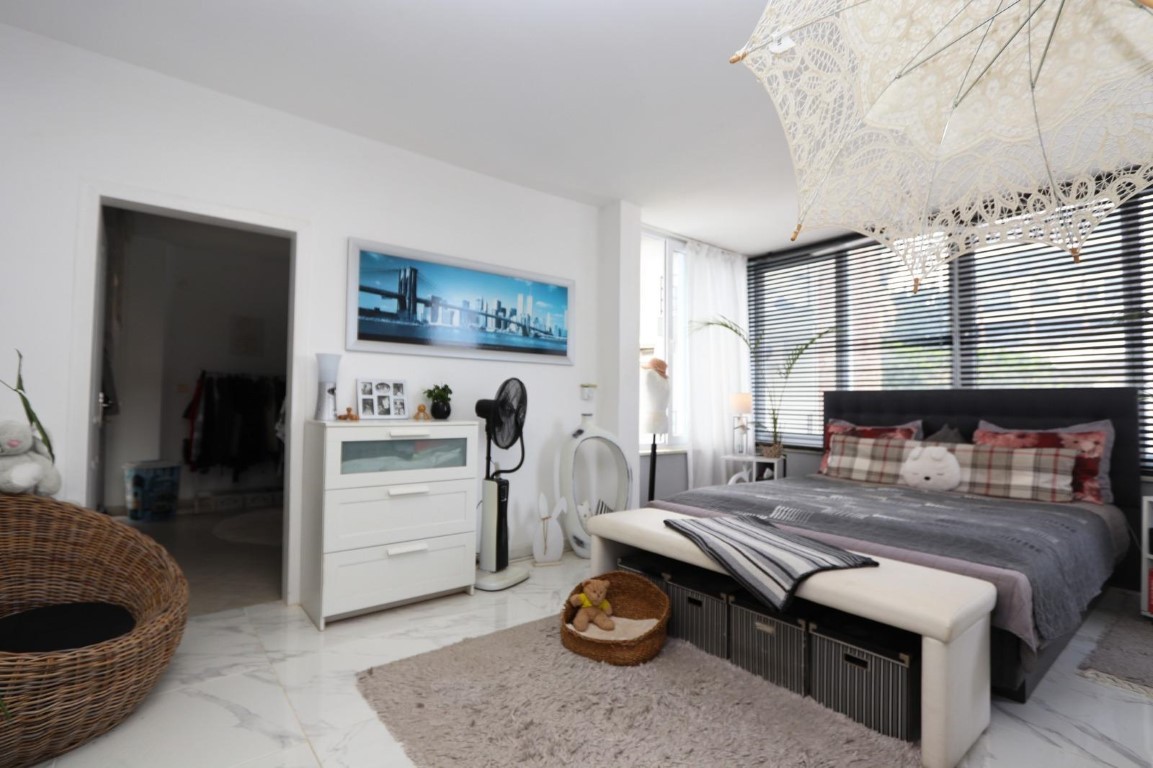 Просторная мебелированная вилла планировкой  5+1  в районе Каргыджак Аланья. - Фото 10