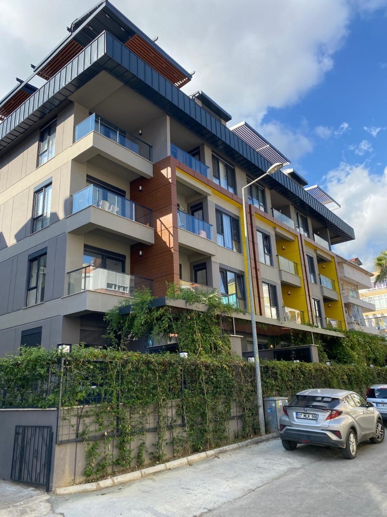 Просторная квартира планировкой 2+1 в районе пляжа Клеопатра Аланья. - Фото 2