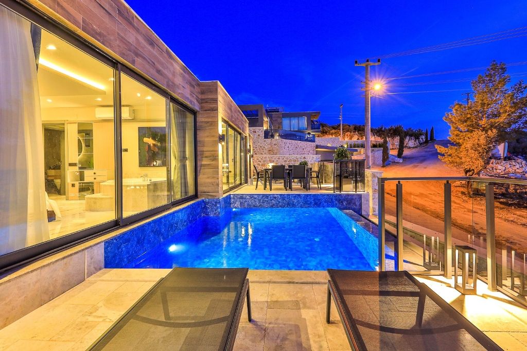 Шикарная вилла с видом на море и горы в Фетхие. - Фото 4