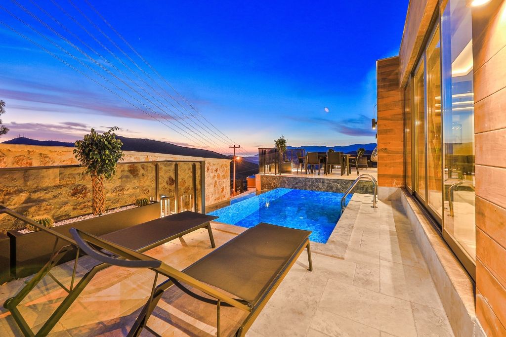 Шикарная вилла с видом на море и горы в Фетхие. - Фото 7