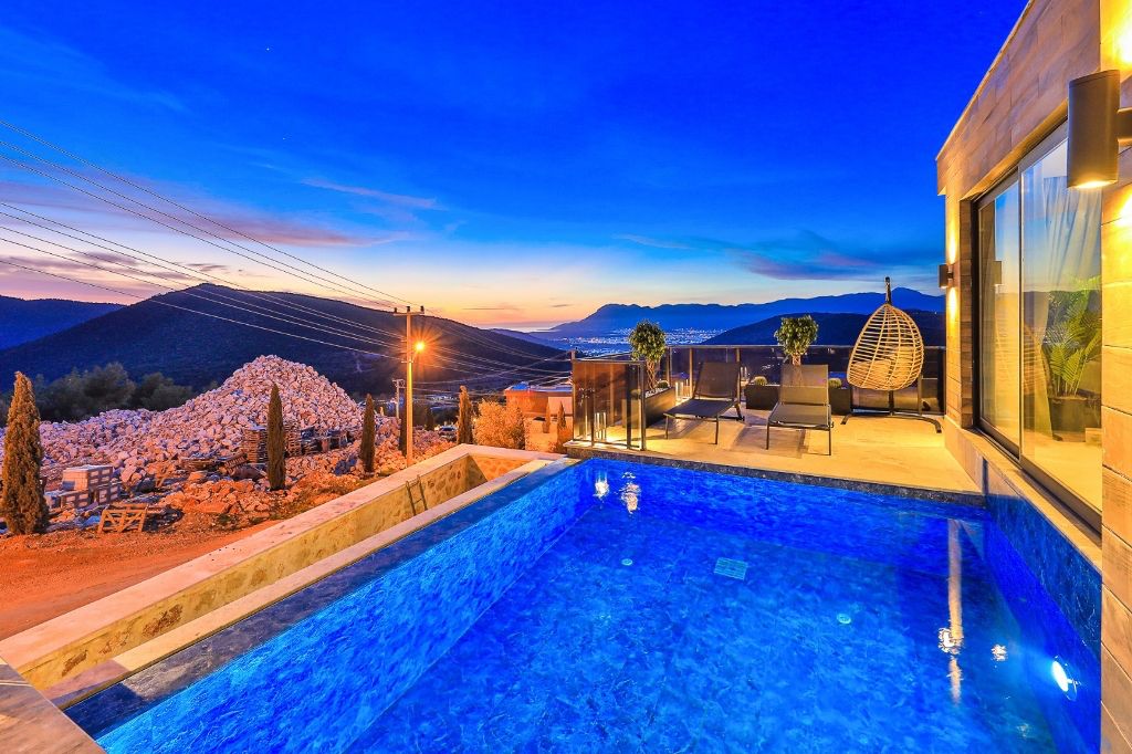 Шикарная вилла с видом на море и горы в Фетхие. - Фото 6