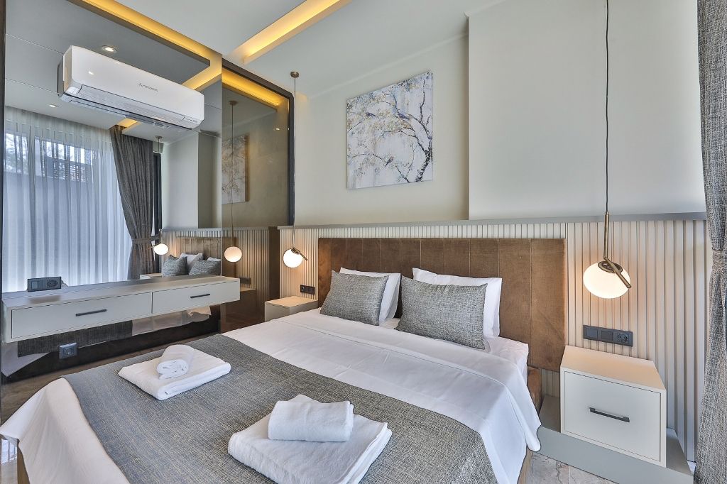 Шикарная вилла с видом на море и горы в Фетхие. - Фото 32