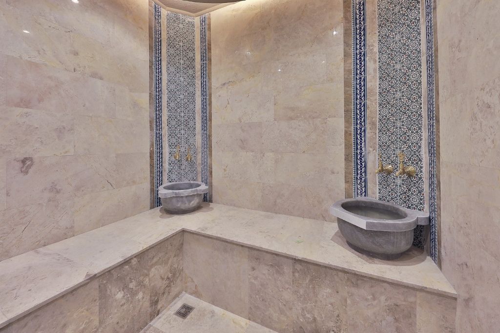 Шикарная вилла с видом на море и горы в Фетхие. - Фото 20