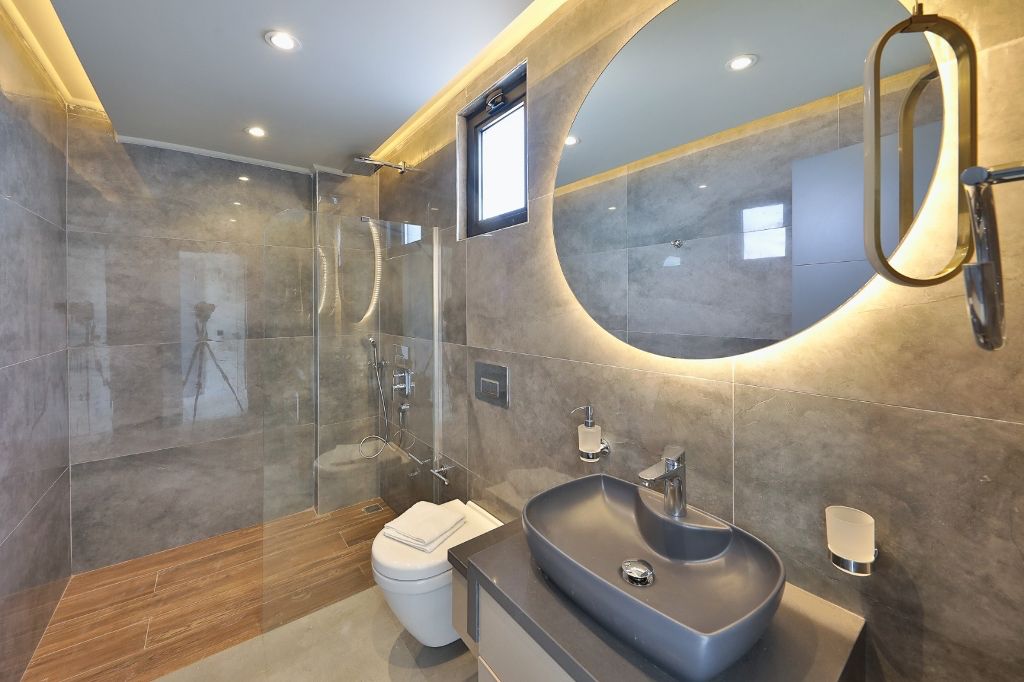 Шикарная вилла с видом на море и горы в Фетхие. - Фото 34