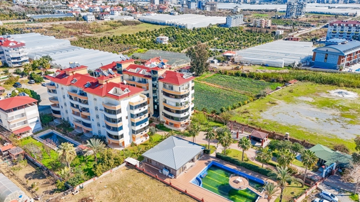 Просторная трехкомнатная квартира в районе Демирташ Аланья.  - Фото 3