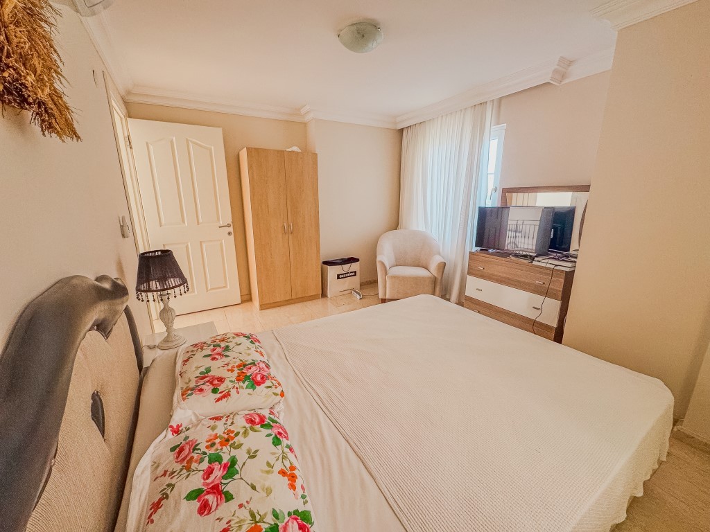 Вилла в районе Тепе Аланья с видом на море и правом на гражданство. - Фото 28