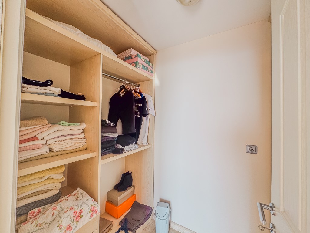 Вилла в районе Тепе Аланья с видом на море и правом на гражданство. - Фото 31