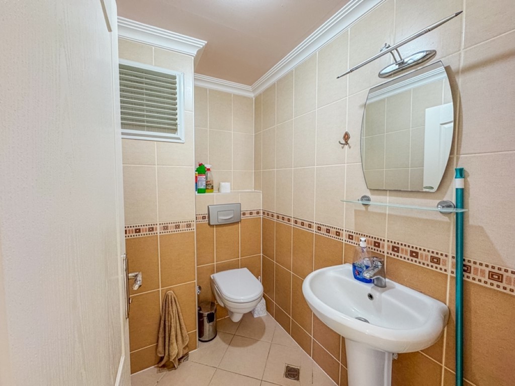 Просторная трехкомнатная квартира в районе Демирташ Аланья.  - Фото 20