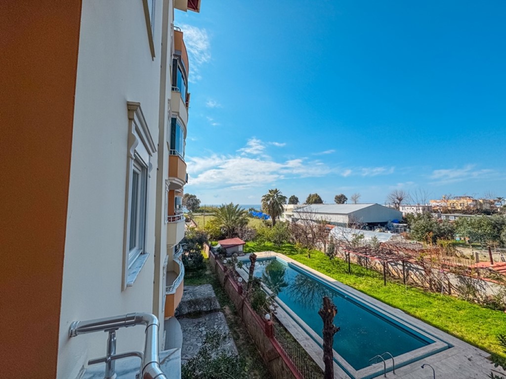 Просторная трехкомнатная квартира в районе Демирташ Аланья.  - Фото 25