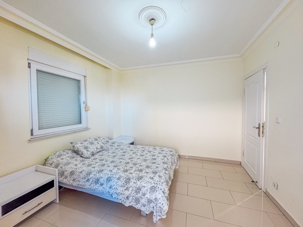 Просторная трехкомнатная квартира в районе Демирташ Аланья.  - Фото 26