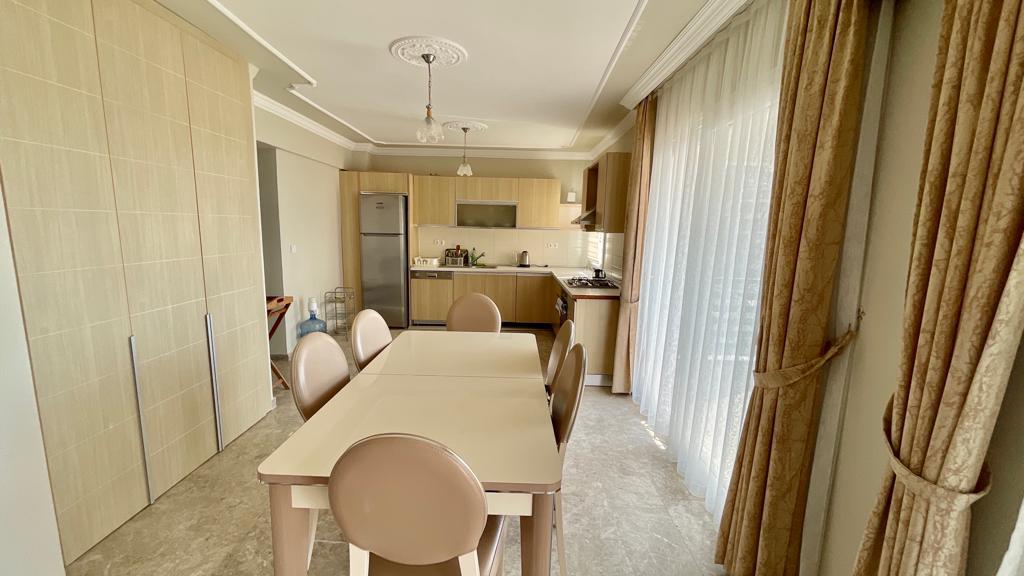 Просторная мебилированная вилла в Бодруме с видом на море.  - Фото 14