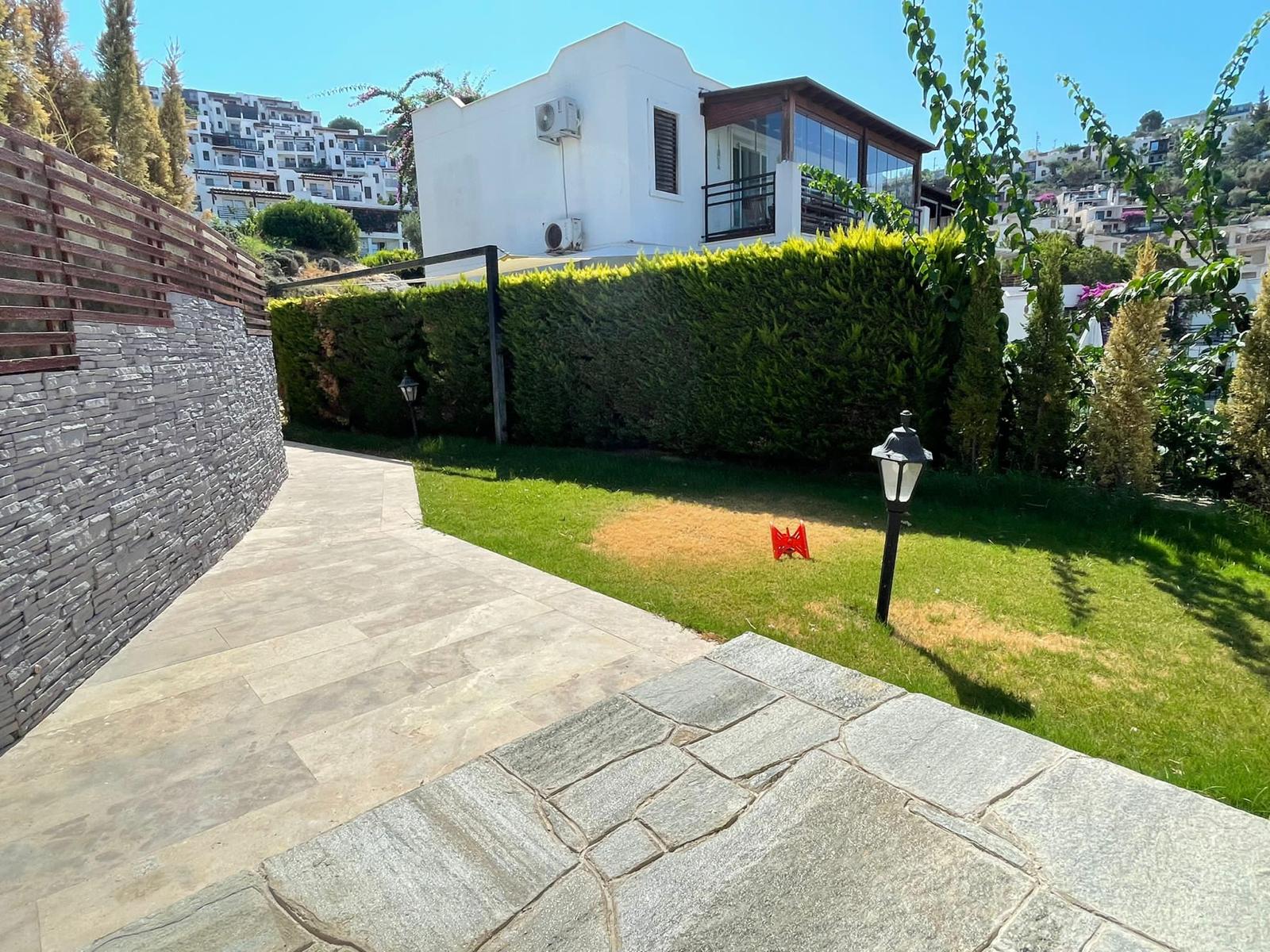 Просторная мебилированная вилла в Бодруме с видом на море.  - Фото 35