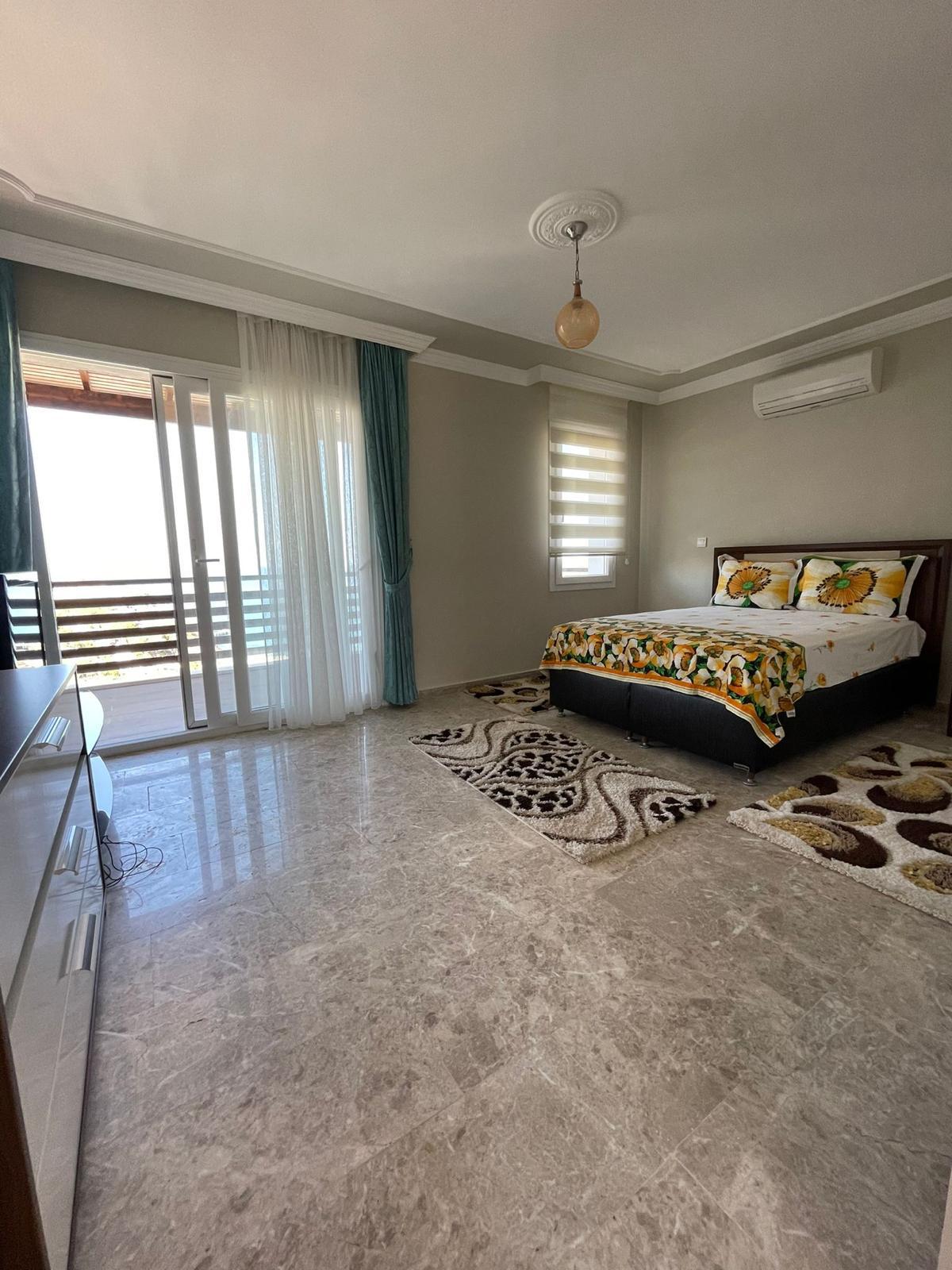 Просторная мебилированная вилла в Бодруме с видом на море.  - Фото 27