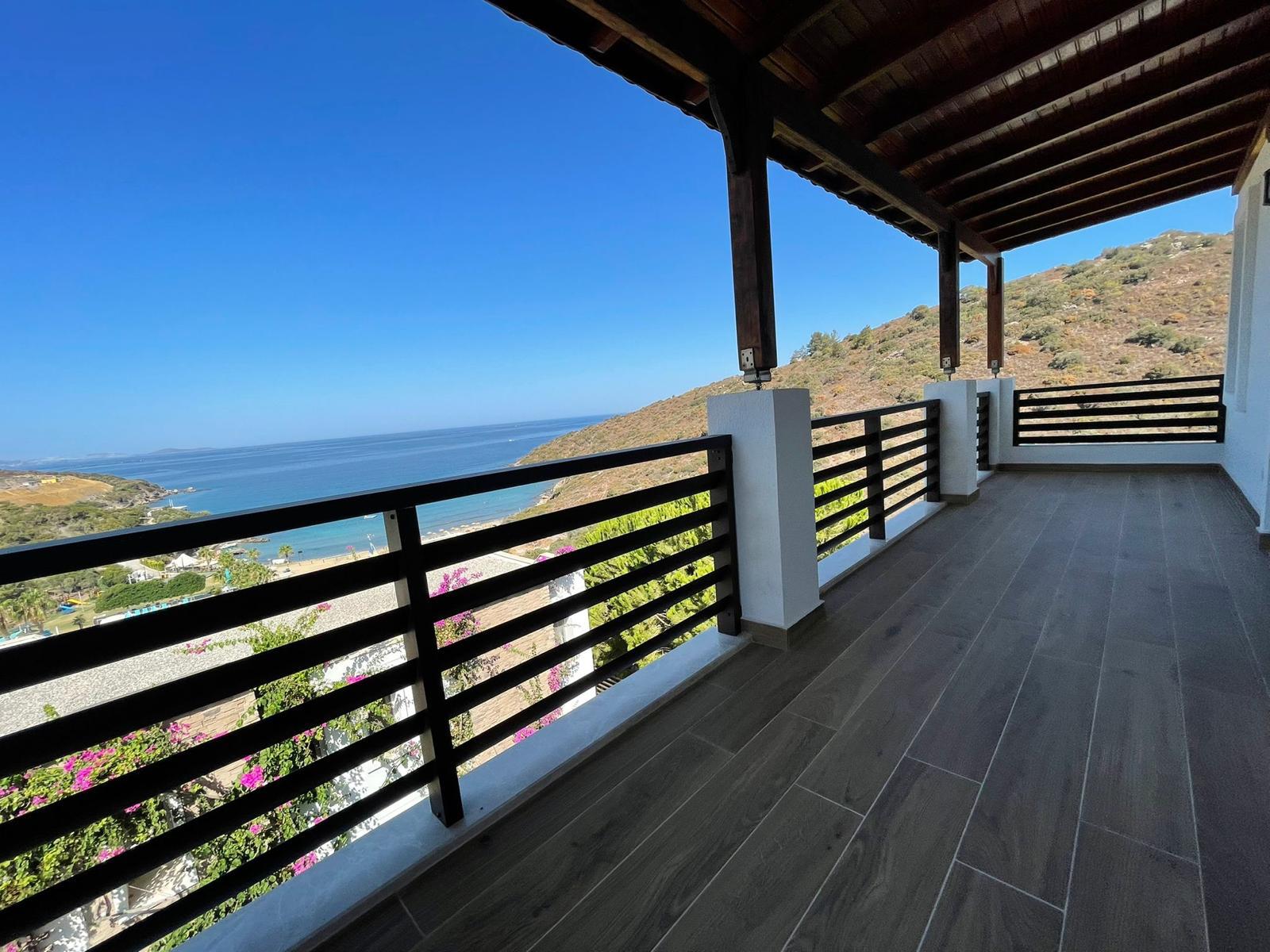 Просторная мебилированная вилла в Бодруме с видом на море.  - Фото 10