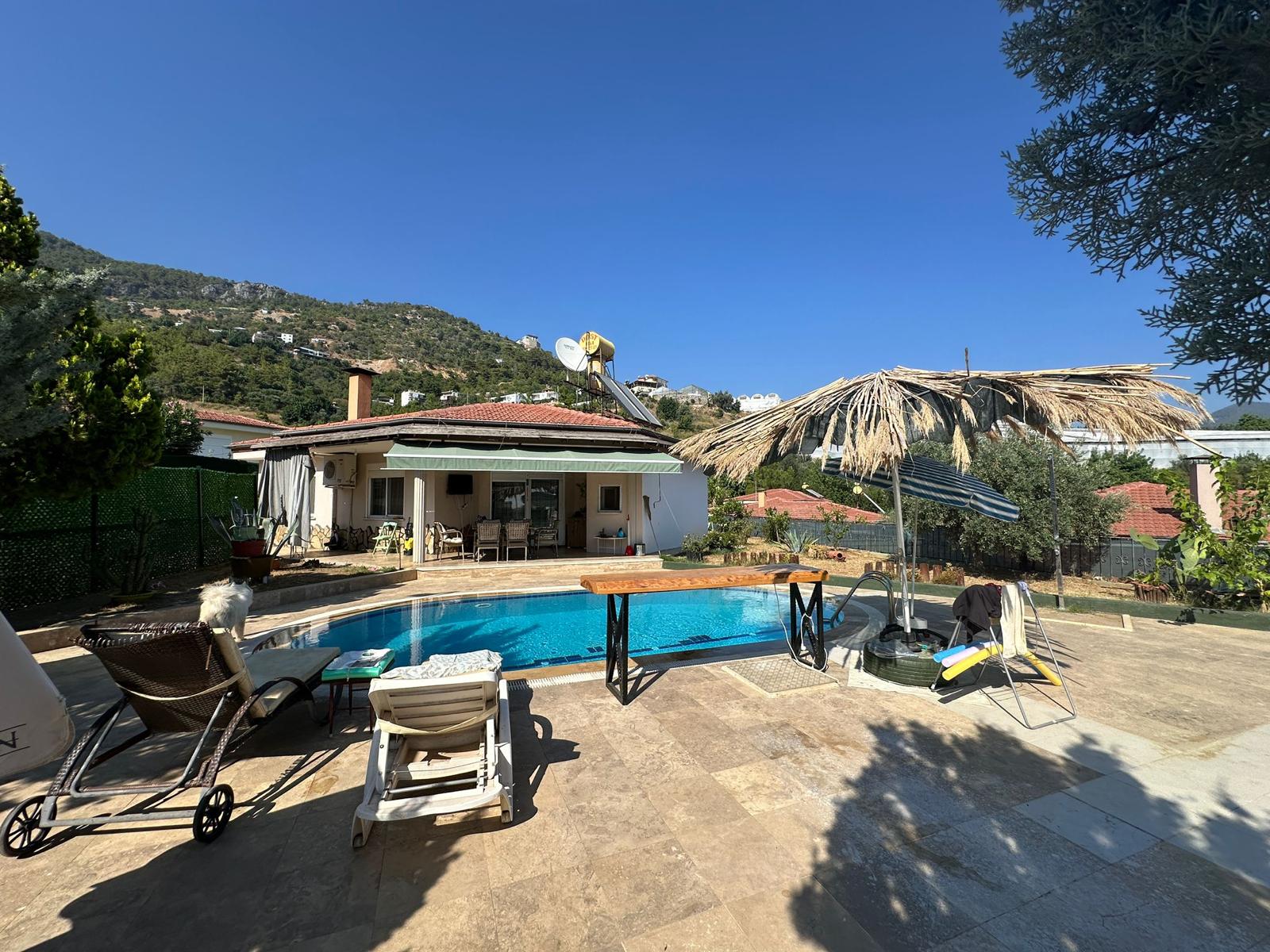 Вилла планировкой 2+1 с личным бассейном в районе Оба Аланья.  - Фото 2