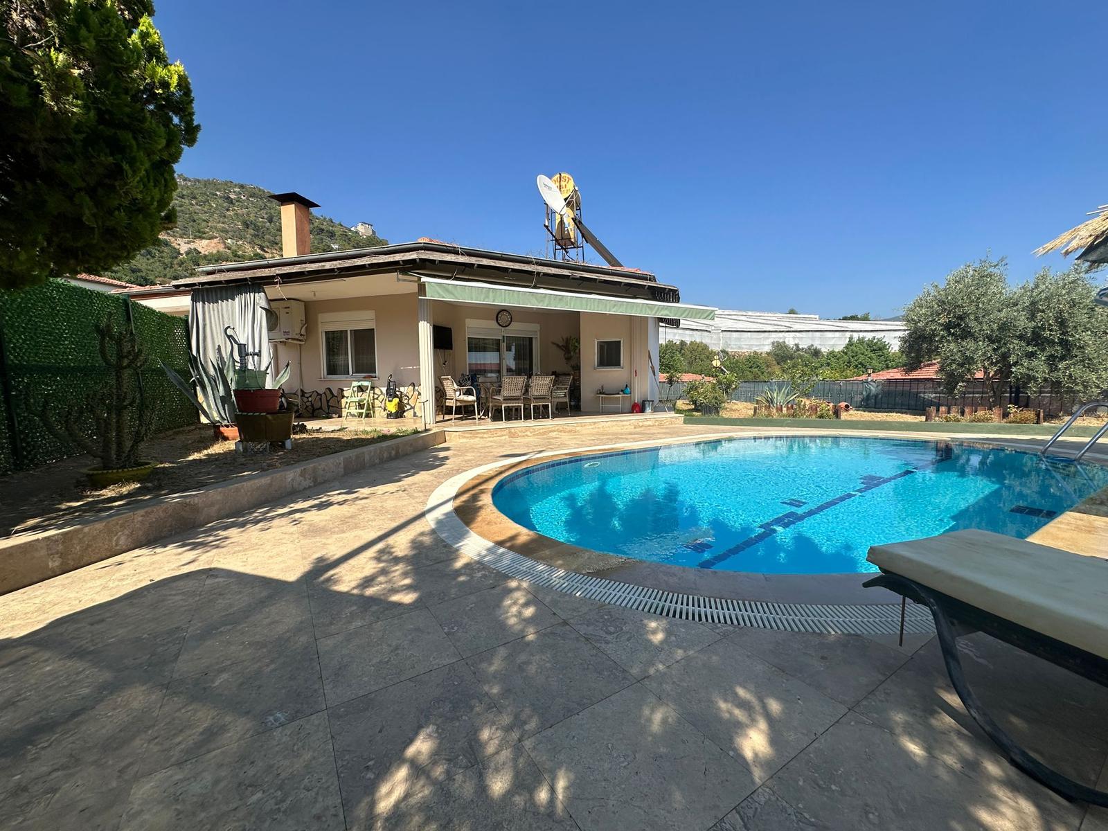 Вилла планировкой 2+1 с личным бассейном в районе Оба Аланья.  - Фото 3